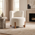 Poltrona Decorativa Orgânica Curva Bouclé | Sala, Quarto e Recepção